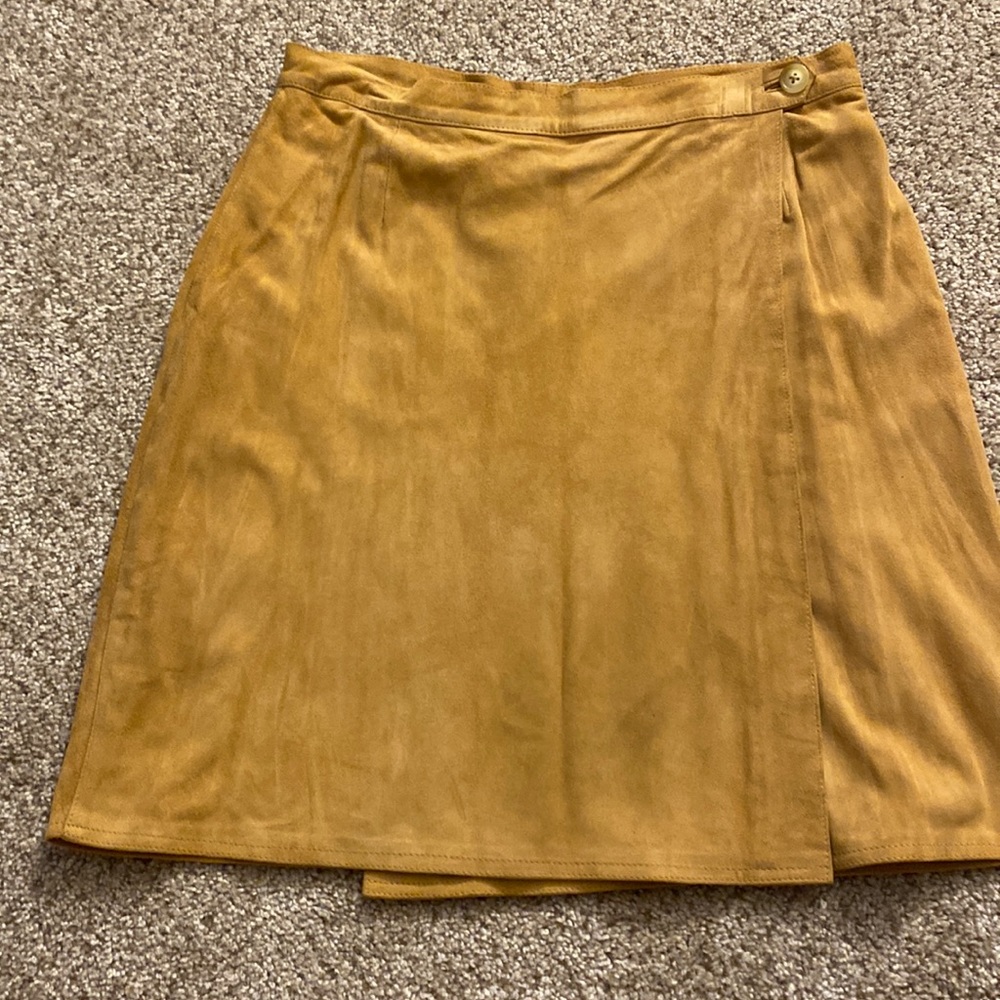 Woman’s skirt